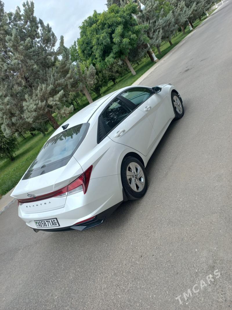 Hyundai Elantra 2022 - 242 000 TMT - Aşgabat - img 2
