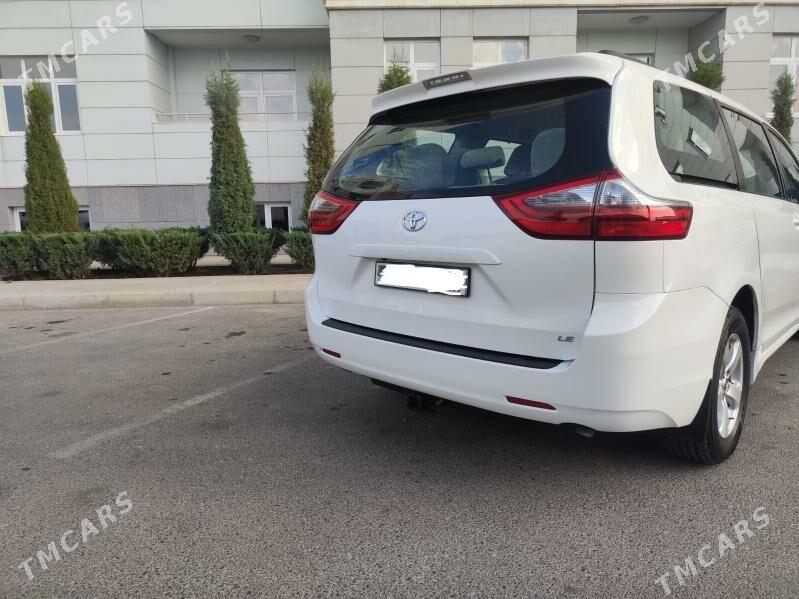 Toyota Sienna 2018 - 380 000 TMT - Мары - img 3