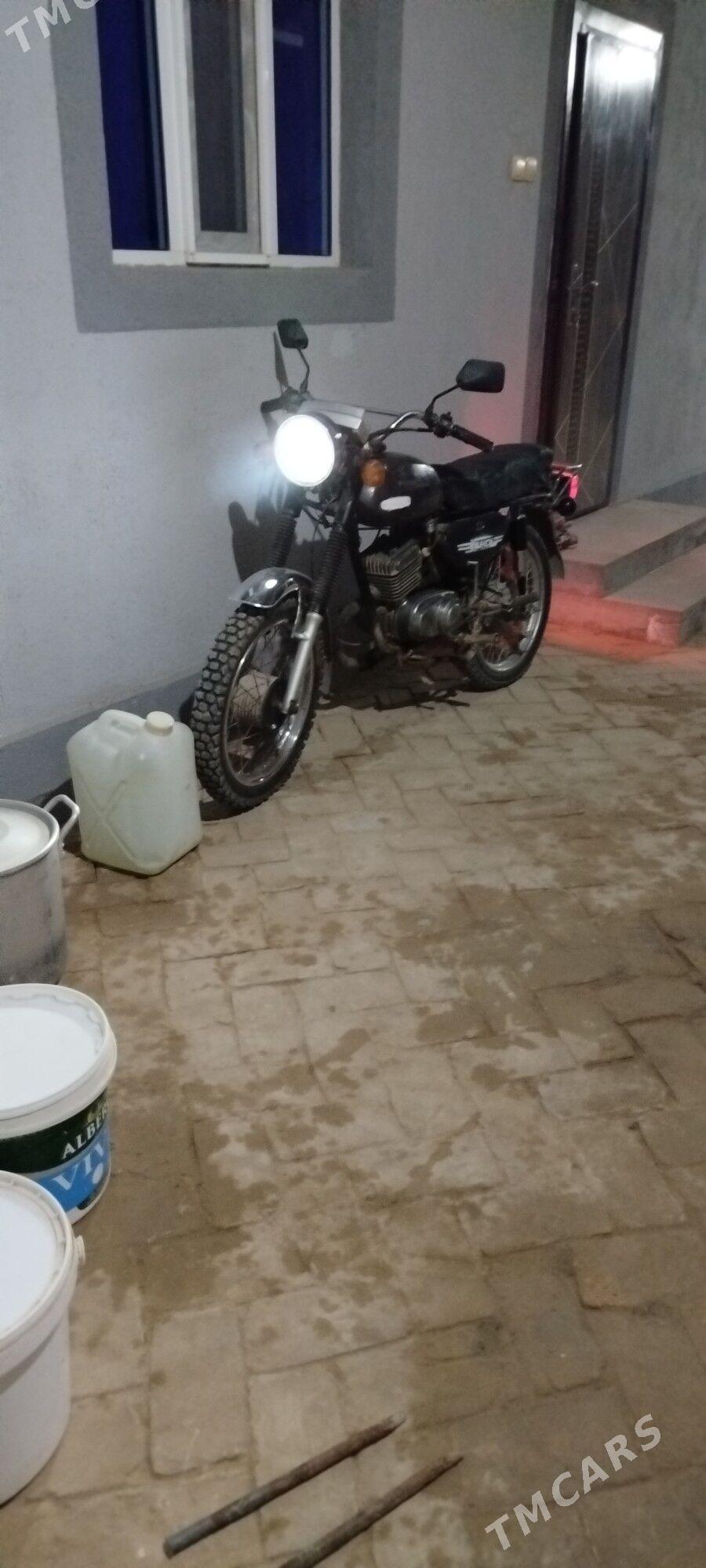 Iž Planeta 1990 - 6 000 TMT - Ёлётен - img 4