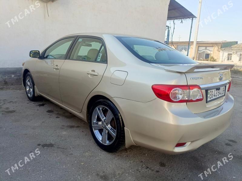 Toyota Corolla 2012 - 154 000 TMT - Туркменабат - img 3