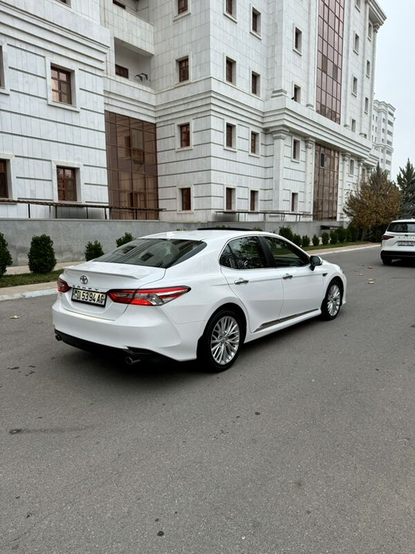Toyota Camry 2018 - 295 000 TMT - Ашхабад - img 6