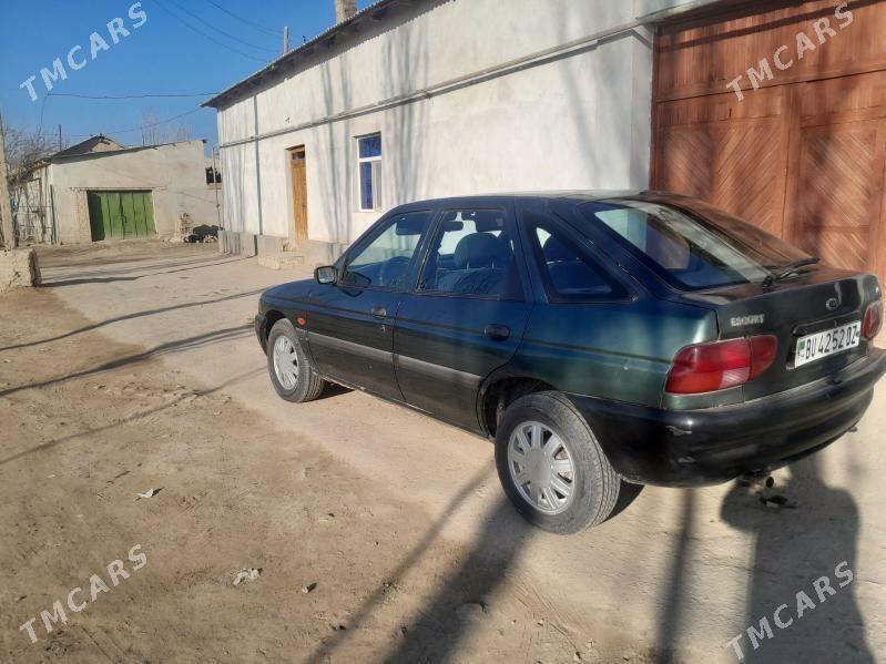 Ford Escort 1998 - 20 000 TMT - Шабатский этрап - img 8