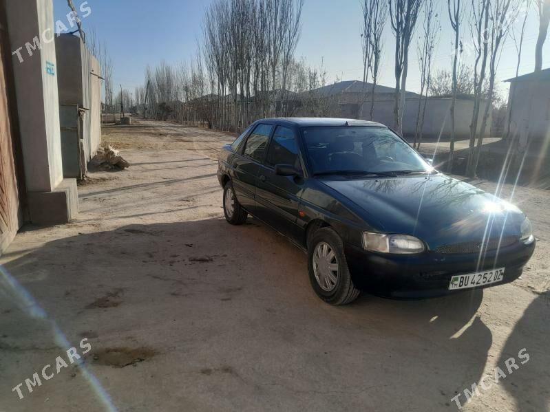Ford Escort 1998 - 20 000 TMT - Шабатский этрап - img 6