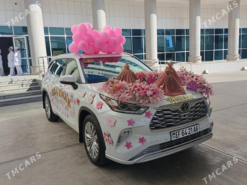 Toyota Highlander 2022 - 660 000 TMT - Ашхабад - img 4