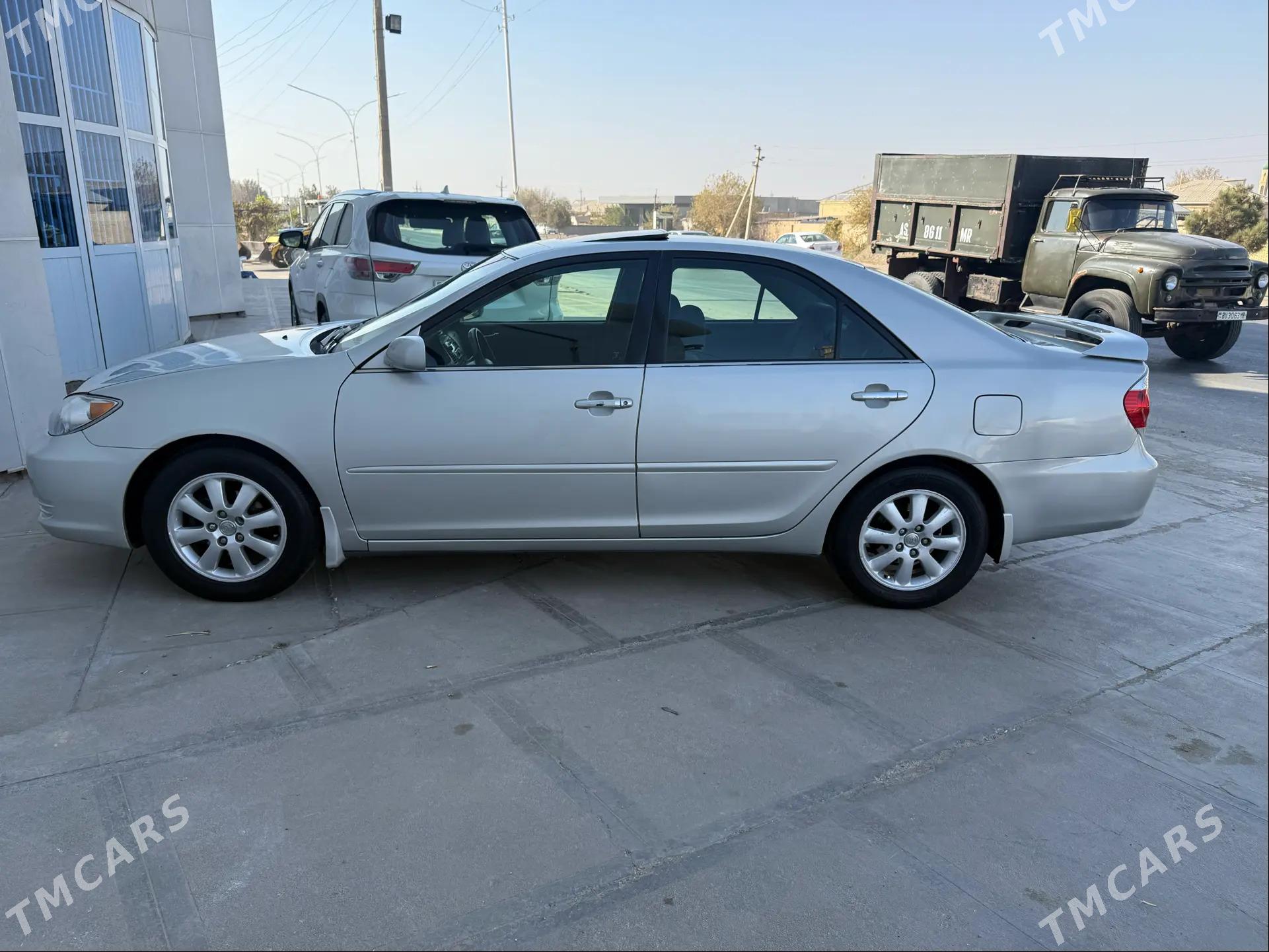 Toyota Camry 2004 - 175 000 TMT - Мары - img 2