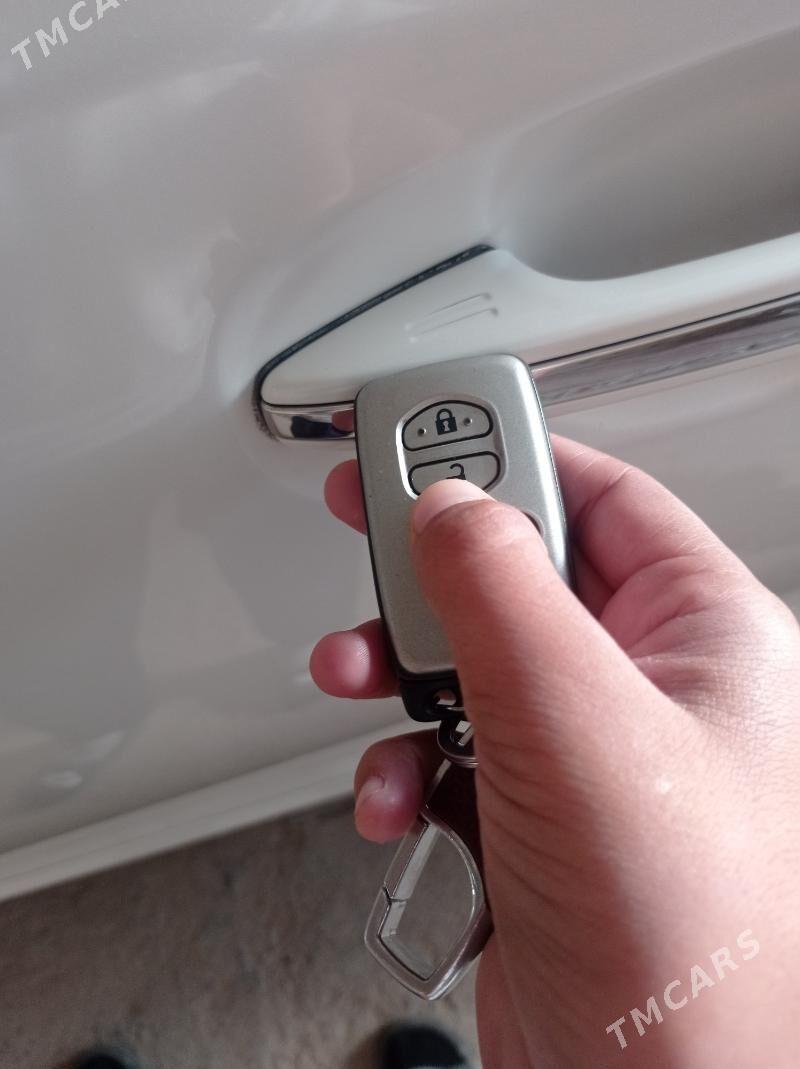 Toyota Venza 2010 - 270 000 TMT - Ёлётен - img 7