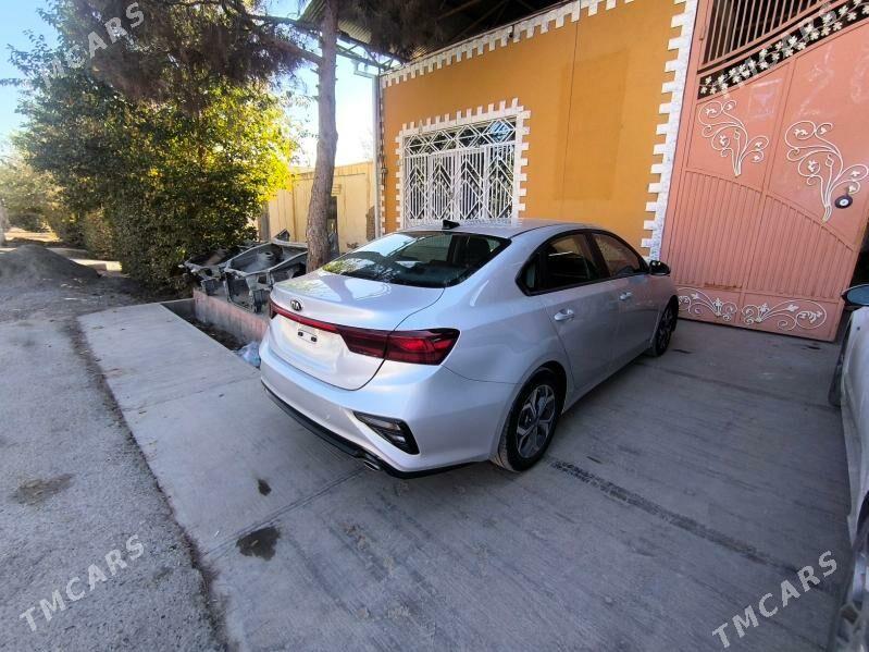 Kia Forte 2021 - 200 000 TMT - Tejen - img 2