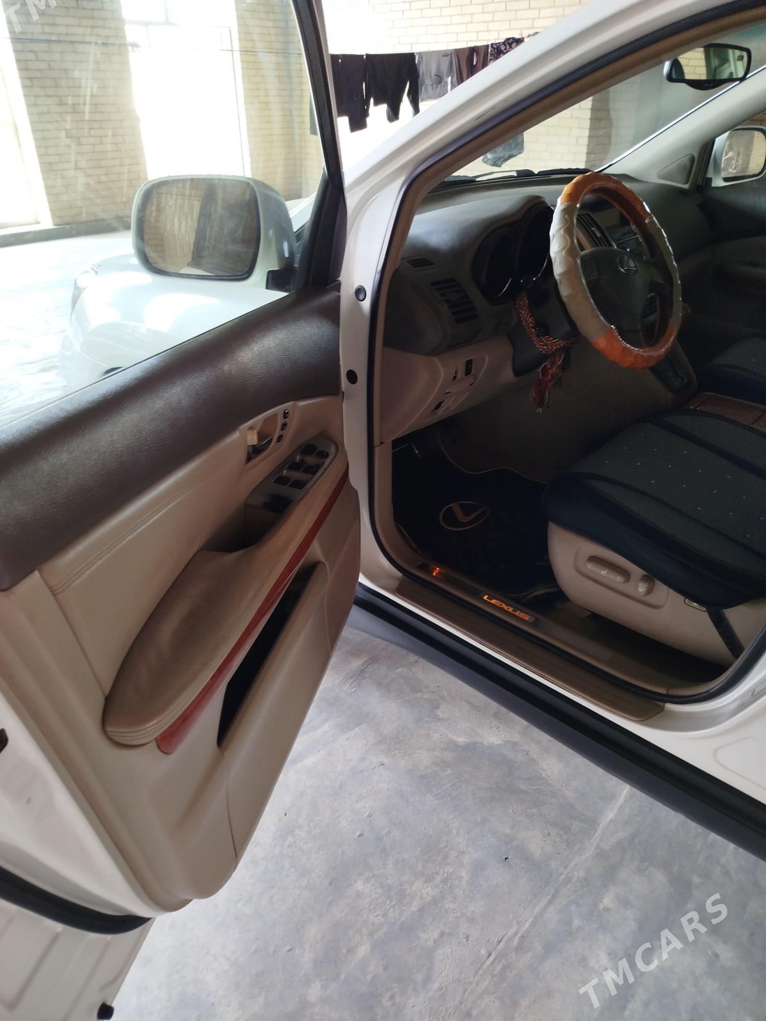 Lexus RX 330 2004 - 270 000 TMT - Türkmenabat - img 8