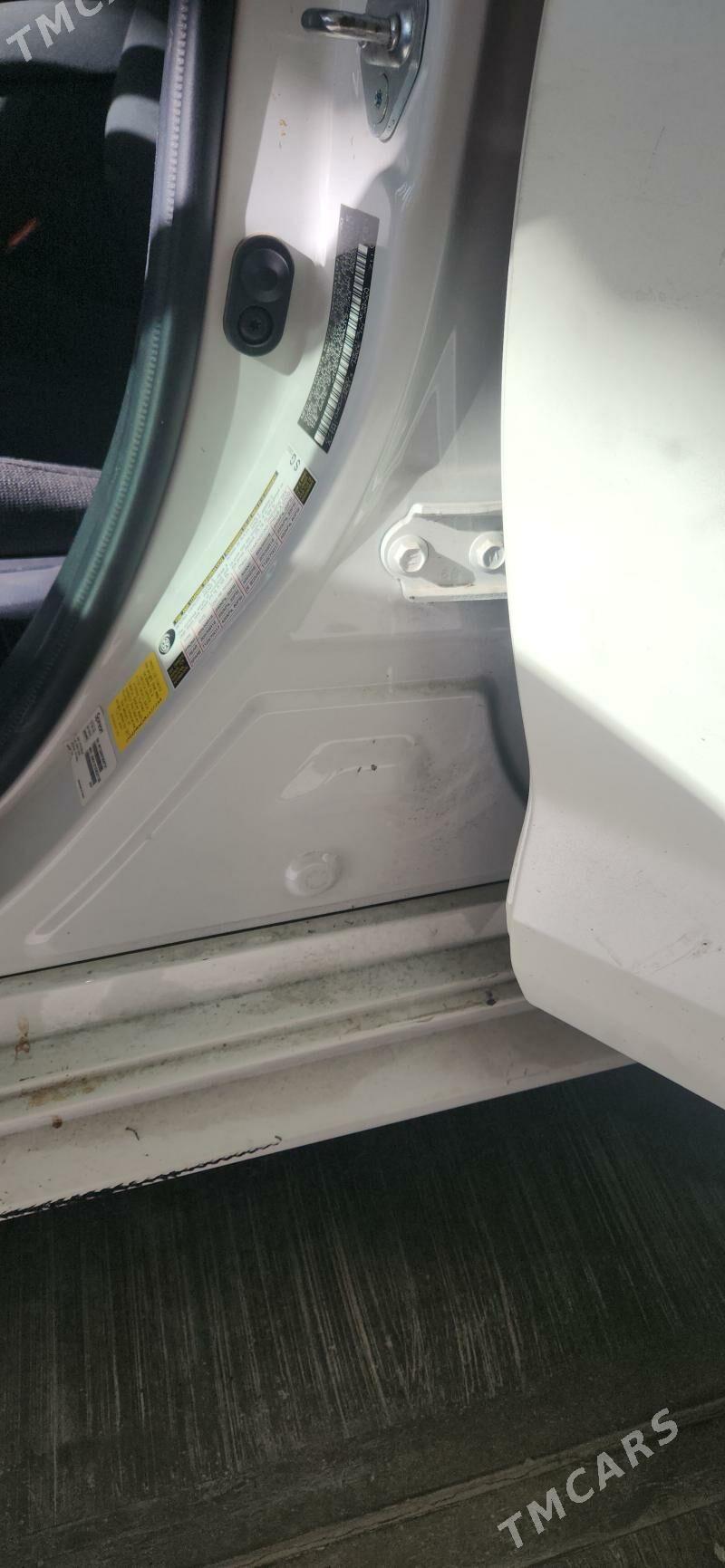 Toyota Corolla 2020 - 240 000 TMT - Aşgabat - img 4