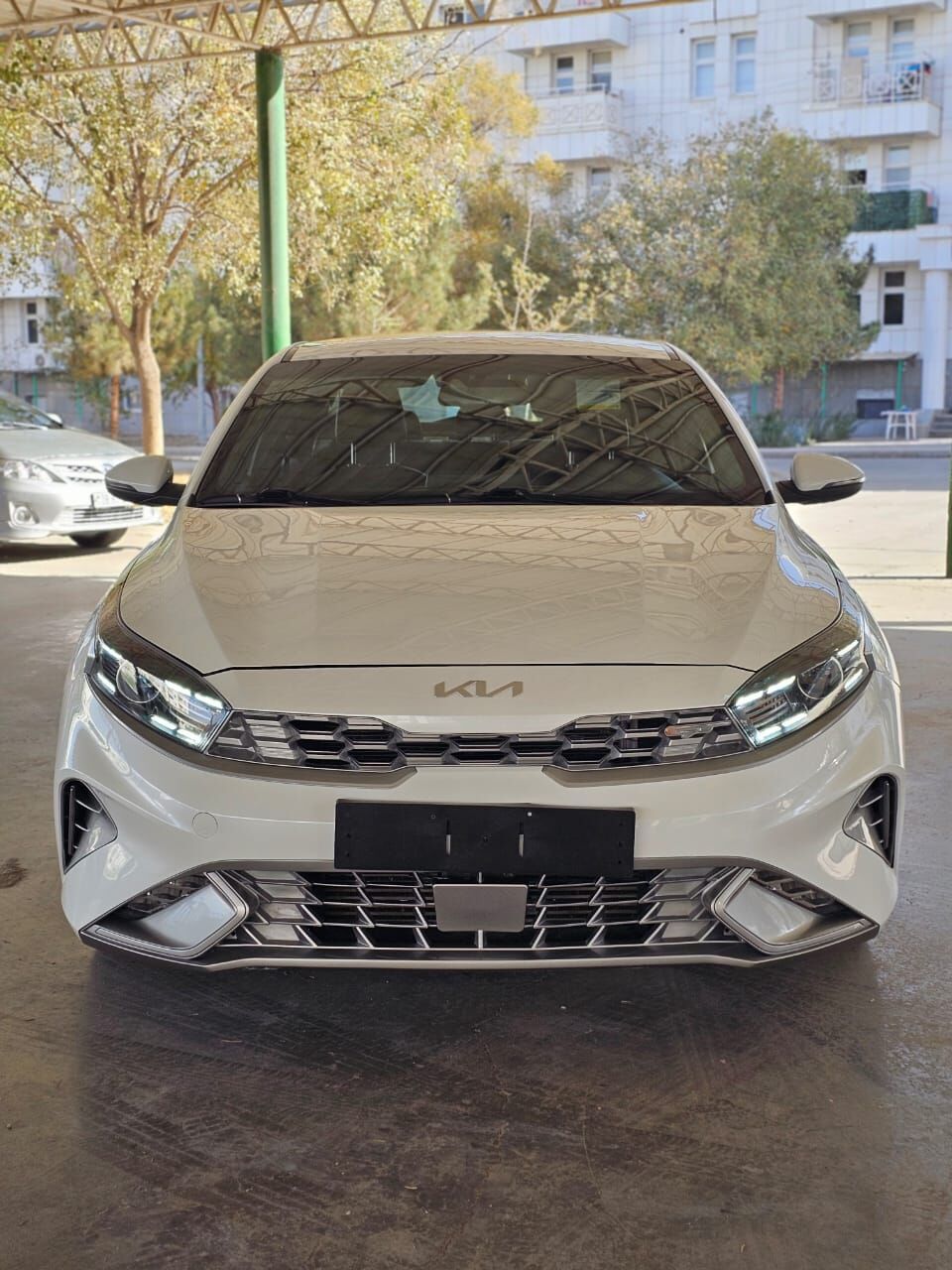 Kia Forte 2022 - 250 000 TMT - Ашхабад - img 9