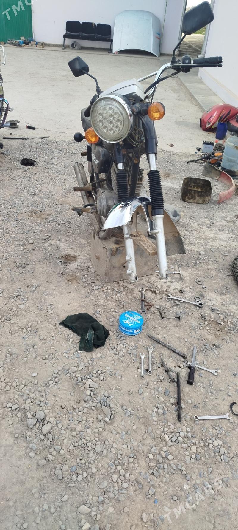 Iž Planeta 1990 - 6 000 TMT - Ёлётен - img 5