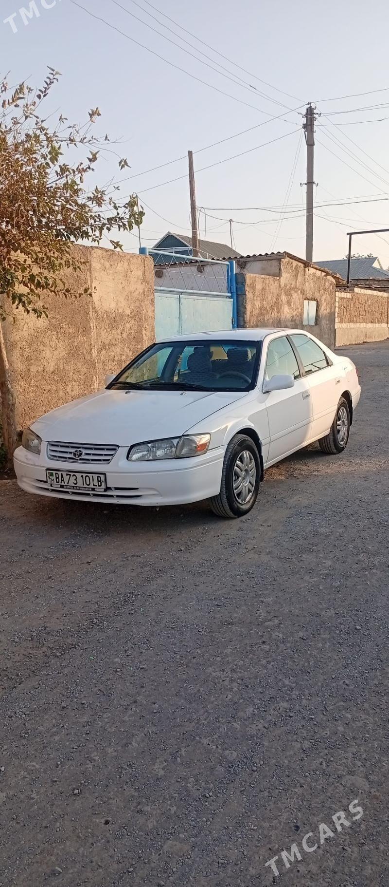 Toyota Camry 1999 - 100 000 TMT - Магданлы - img 5