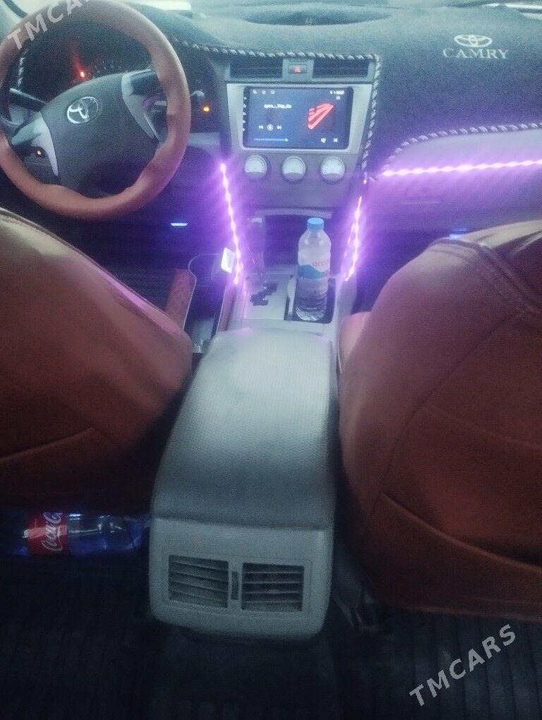 Toyota Camry 2010 - 140 000 TMT - Мары - img 4