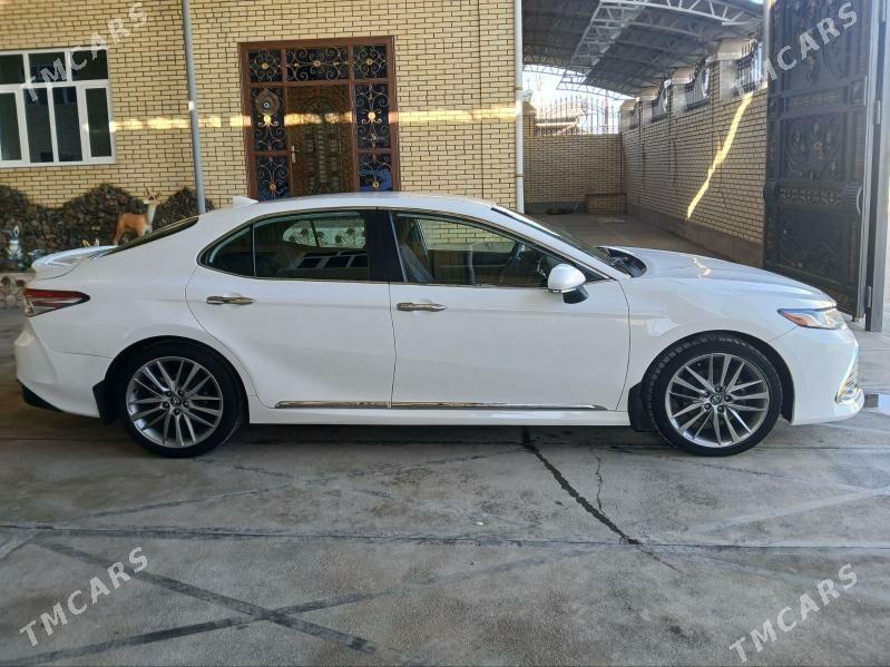 Toyota Camry 2019 - 245 000 TMT - Мары - img 2