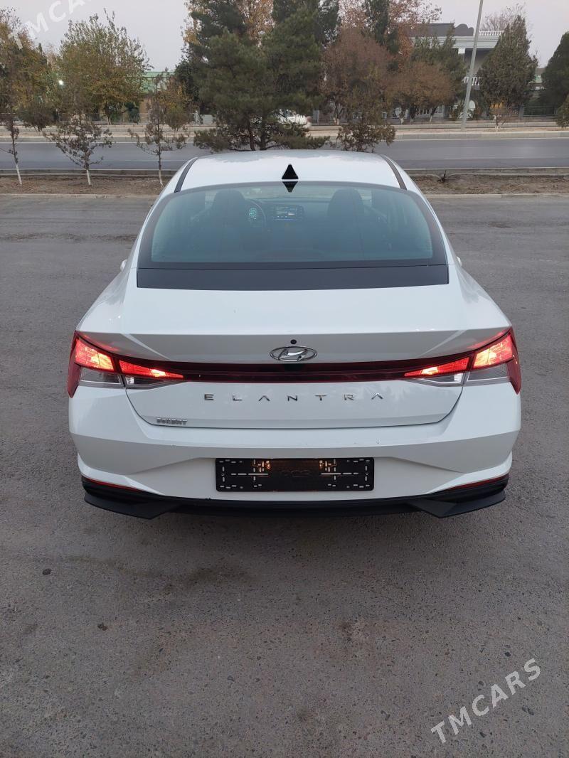 Hyundai Elantra 2022 - 240 000 TMT - Aşgabat - img 4
