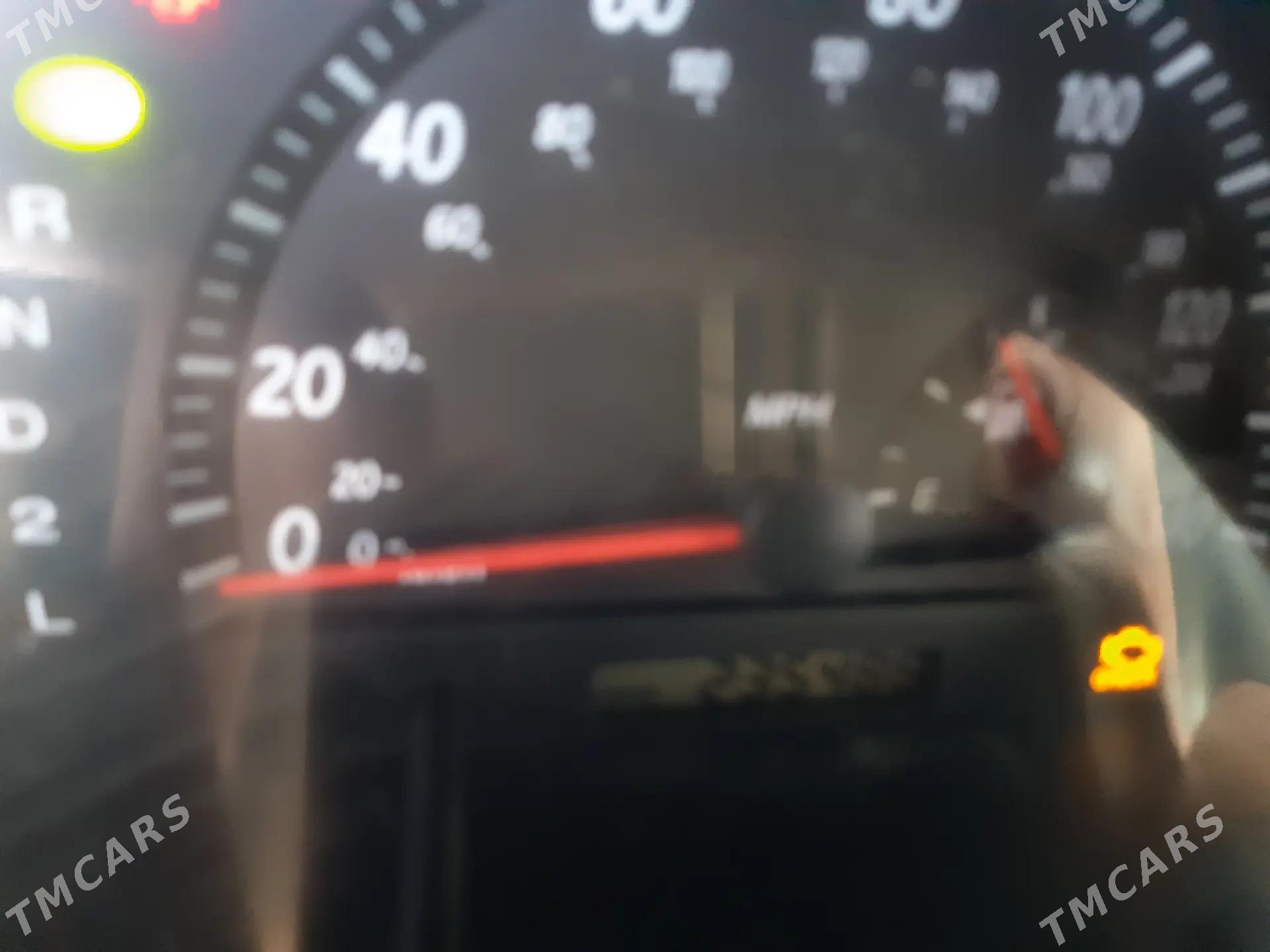 Toyota Camry 2002 - 170 000 TMT - Hitrowka - img 6