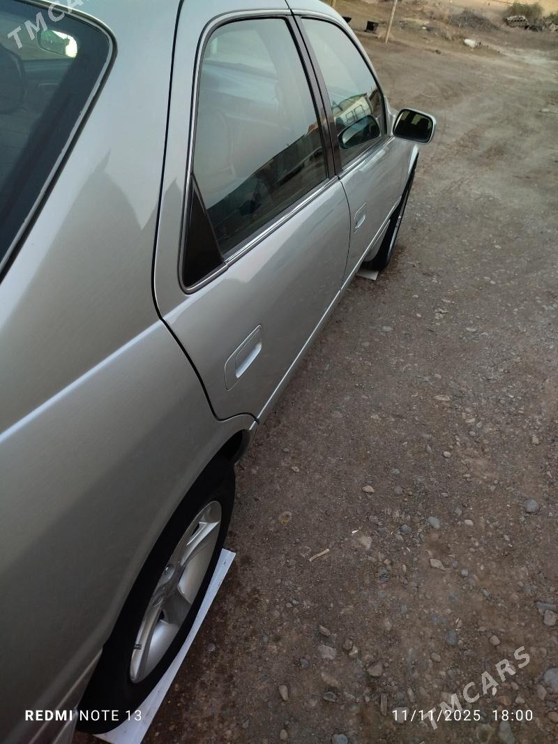 Toyota Camry 2000 - 160 000 TMT - Bekrewe - img 2