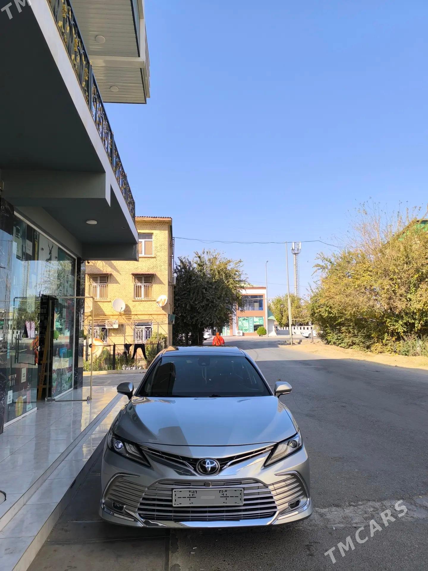 Toyota Camry 2021 - 430 000 TMT - Мары - img 3