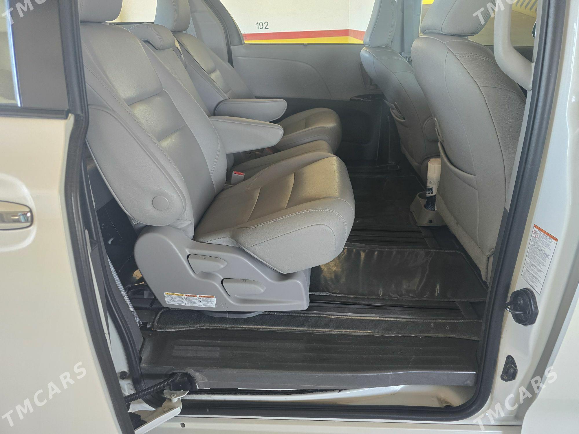 Toyota Sienna 2020 - 507 000 TMT - Aşgabat - img 9