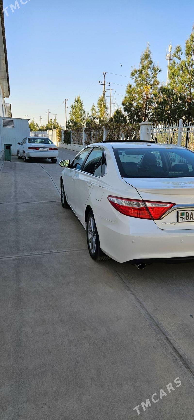 Toyota Camry 2015 - 275 000 TMT - Бедев - img 3