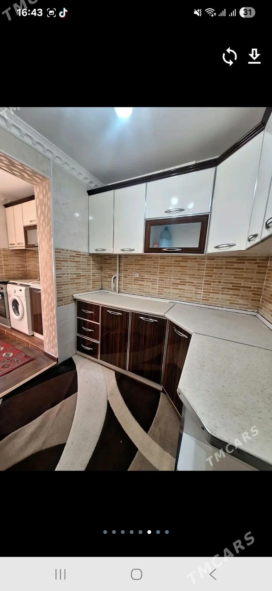 10mkr 4/1etažy 2komnat - 10 мкр - img 1