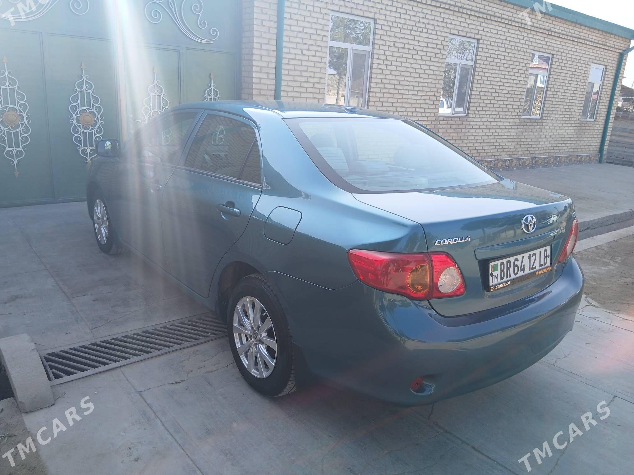 Toyota Corolla 2010 - 154 000 TMT - Saýat - img 3