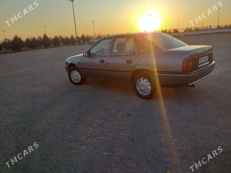 Opel Vectra 1991 - 47 000 TMT - Дашогуз - img 2
