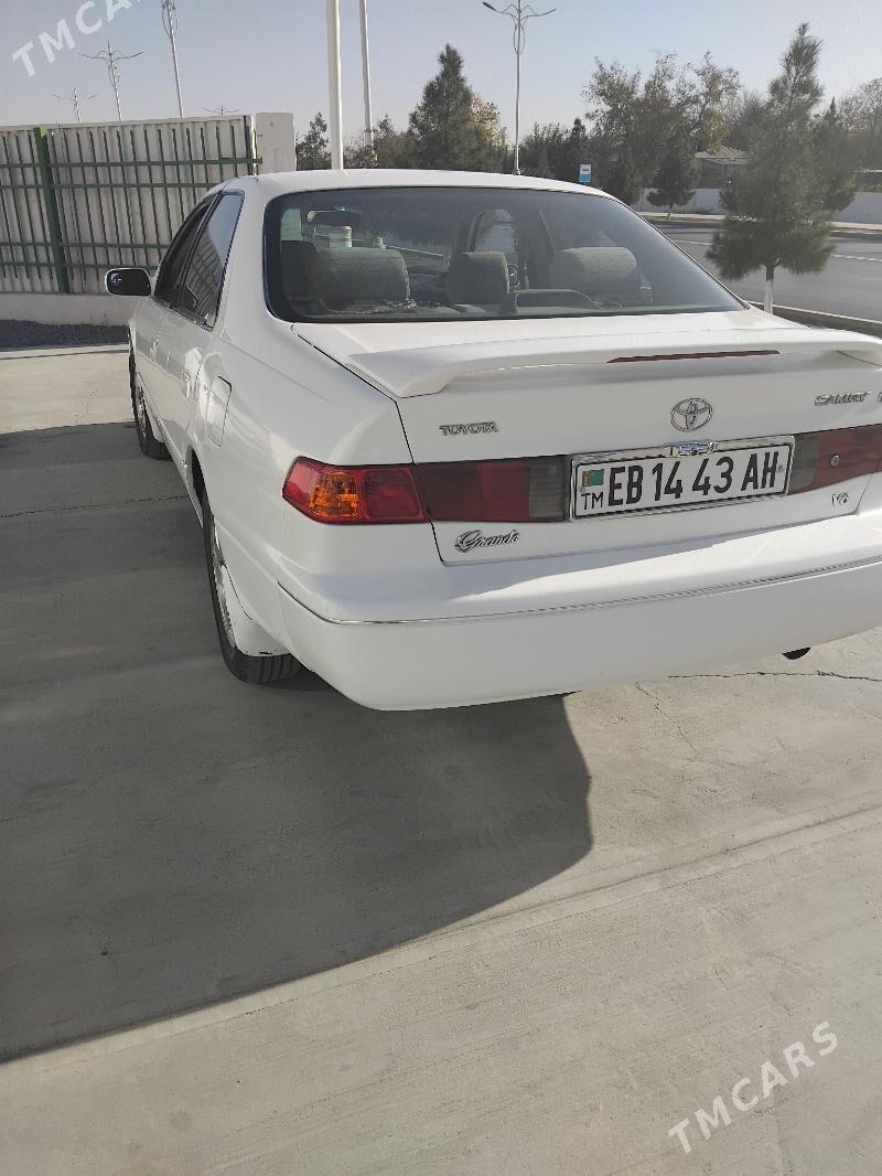 Toyota Camry 2000 - 128 000 TMT - Теджен - img 3