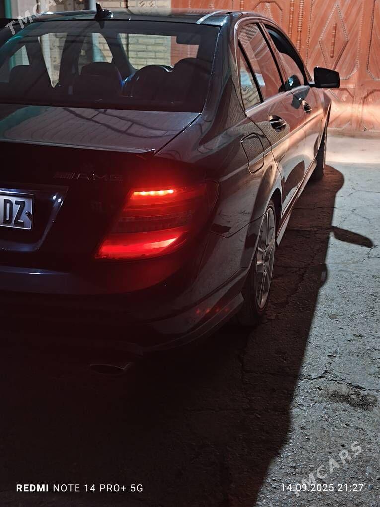 Mercedes-Benz C350 2009 - 180 000 TMT - Дашогуз - img 7