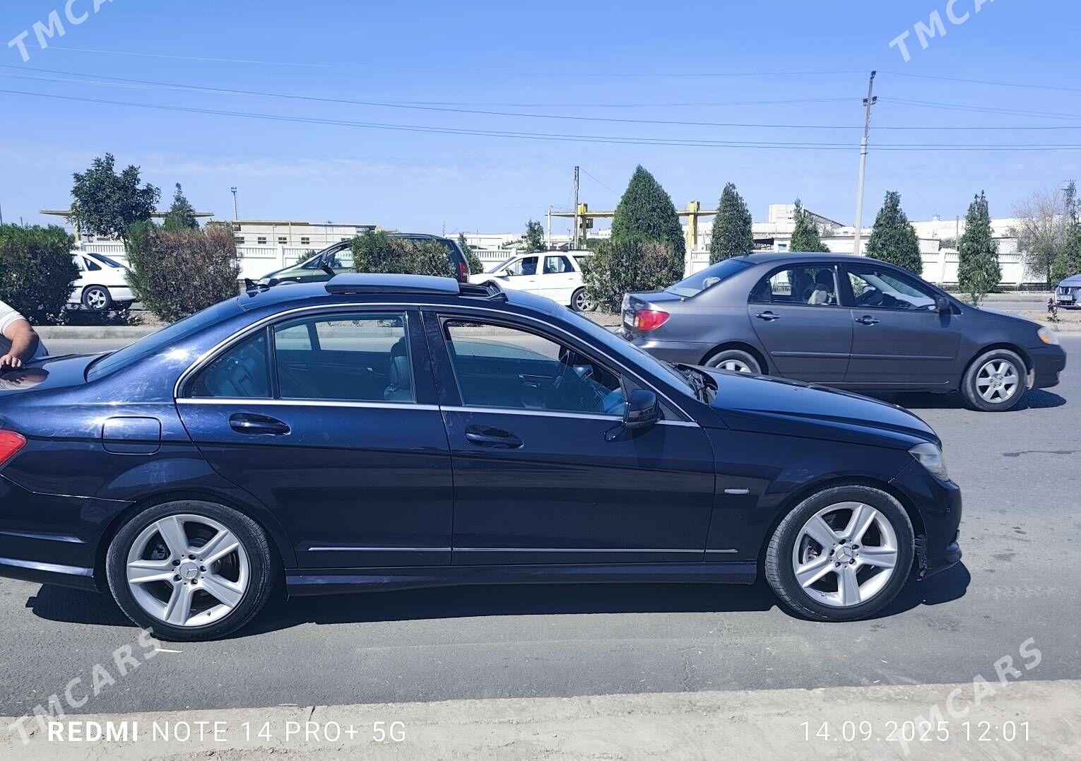 Mercedes-Benz C350 2009 - 180 000 TMT - Дашогуз - img 3