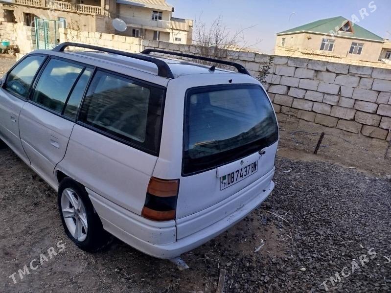Opel Astra 1995 - 35 000 TMT - Туркменбаши - img 6