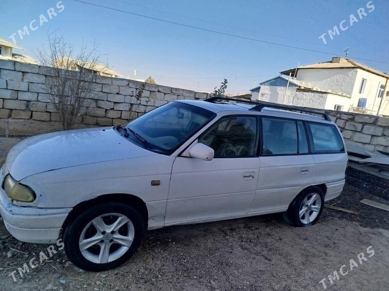 Opel Astra 1995 - 35 000 TMT - Туркменбаши - img 5