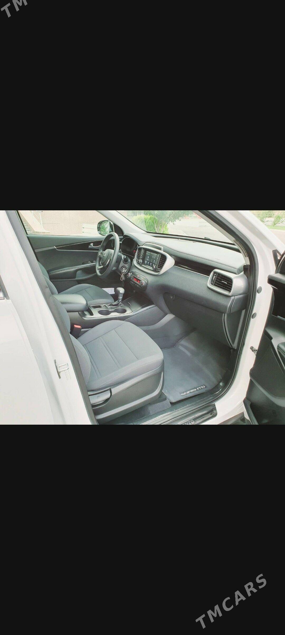 Kia Sorento 2019 - 315 000 TMT - Ашхабад - img 4
