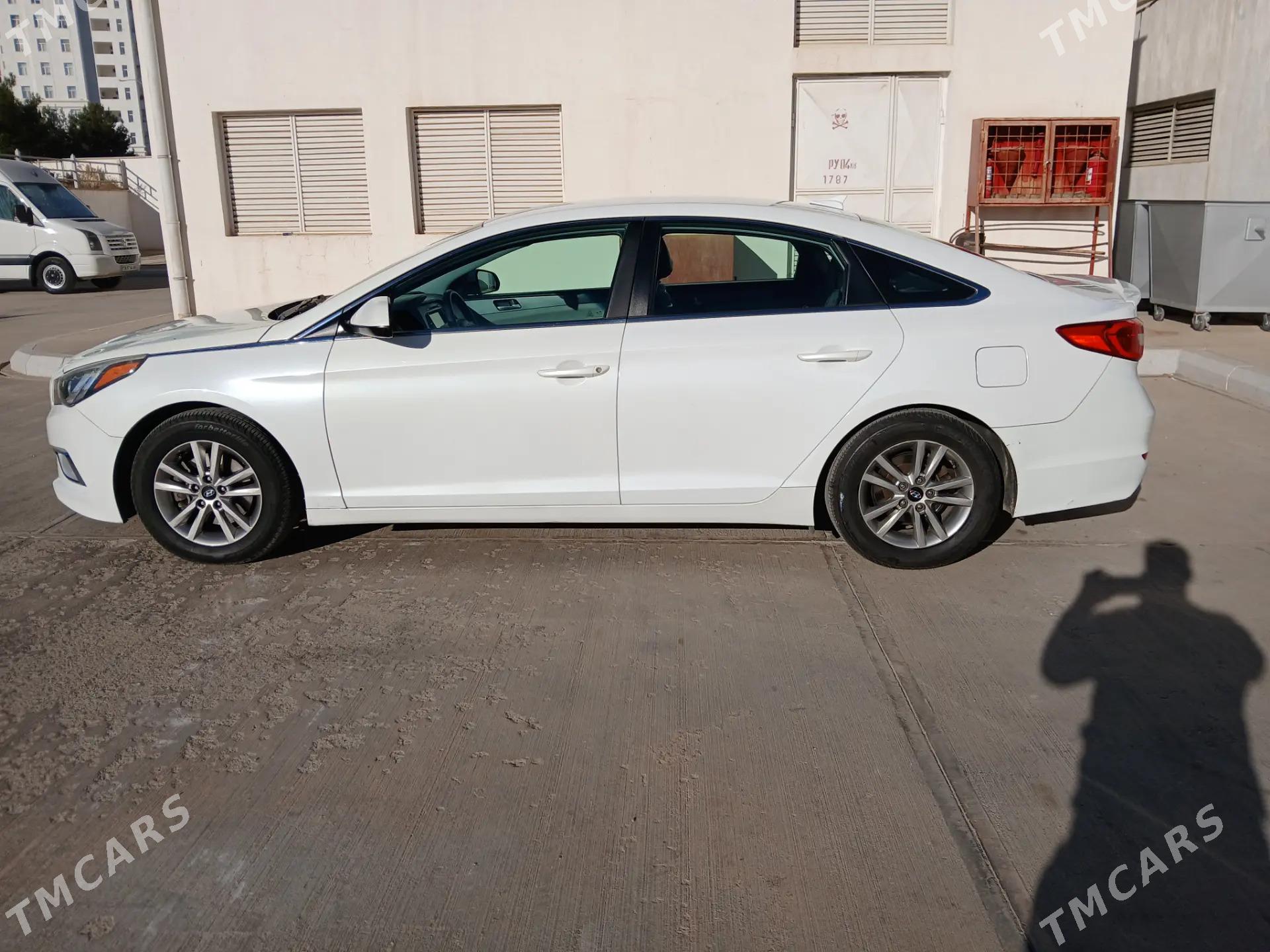 Hyundai Sonata 2015 - 177 000 TMT - Podwoýski köç. (Bitarap Türkmenistan şaýoly) - img 4
