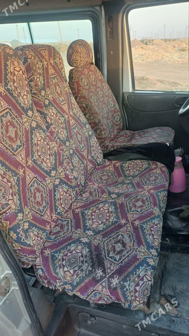 Ford Transit Connect 2009 - 120 000 TMT - Мургап - img 5