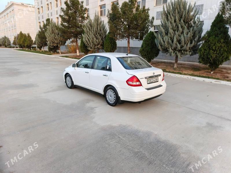 Nissan Versa 2009 - 132 000 TMT - Ашхабад - img 5