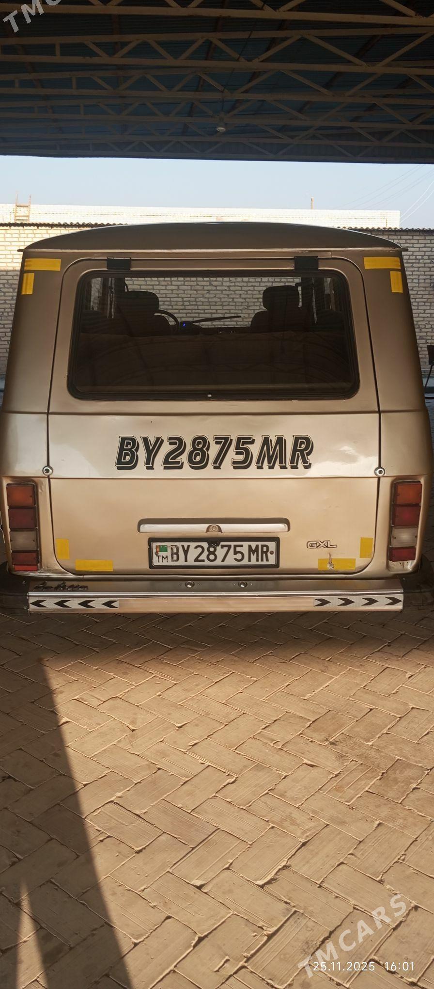 Toyota Hiace 1985 - 50 000 TMT - Baýramaly - img 3