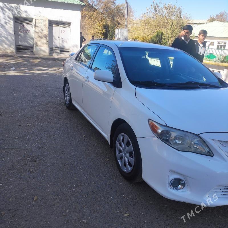 Toyota Corolla 2011 - 150 000 TMT - 1 мкр - img 2