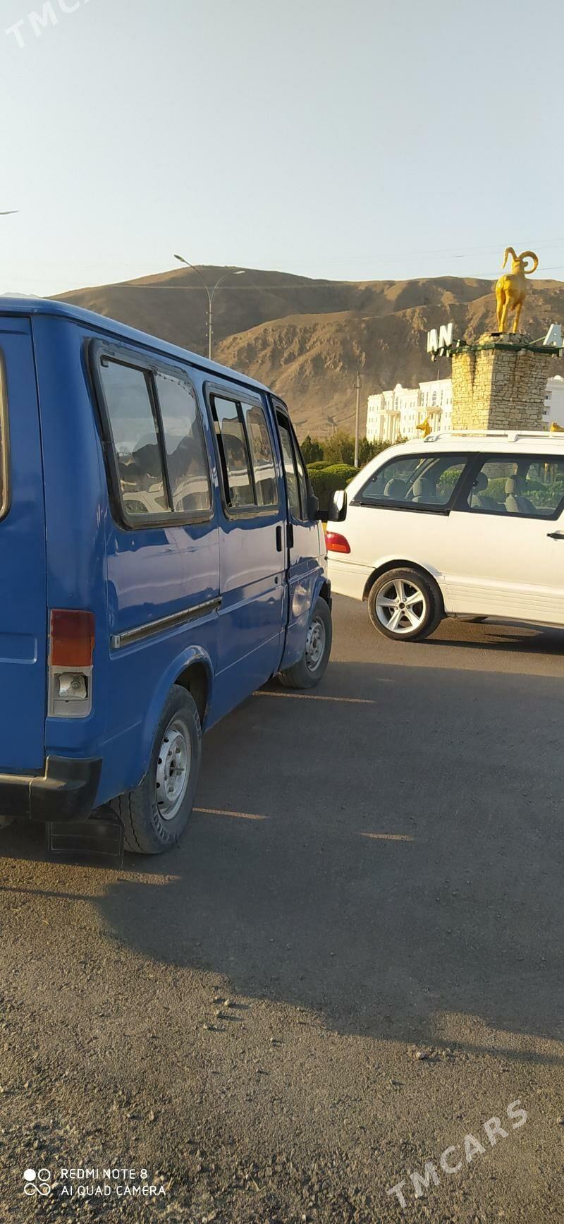 Ford Aerostar 1993 - 24 000 TMT - Bäherden - img 2