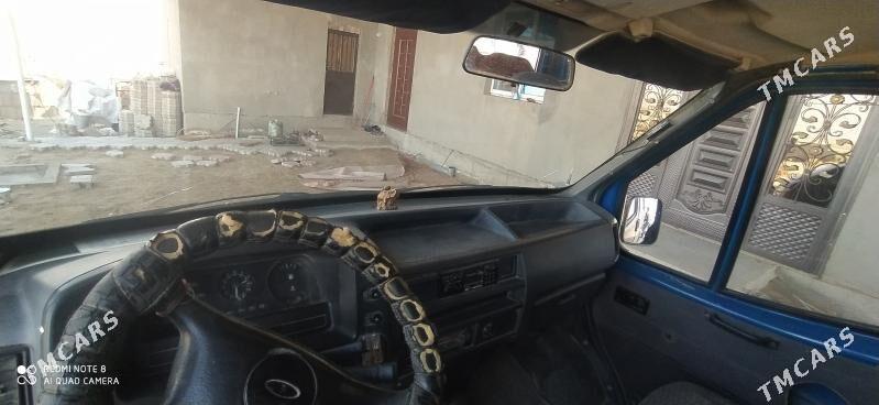 Ford Aerostar 1993 - 24 000 TMT - Bäherden - img 5