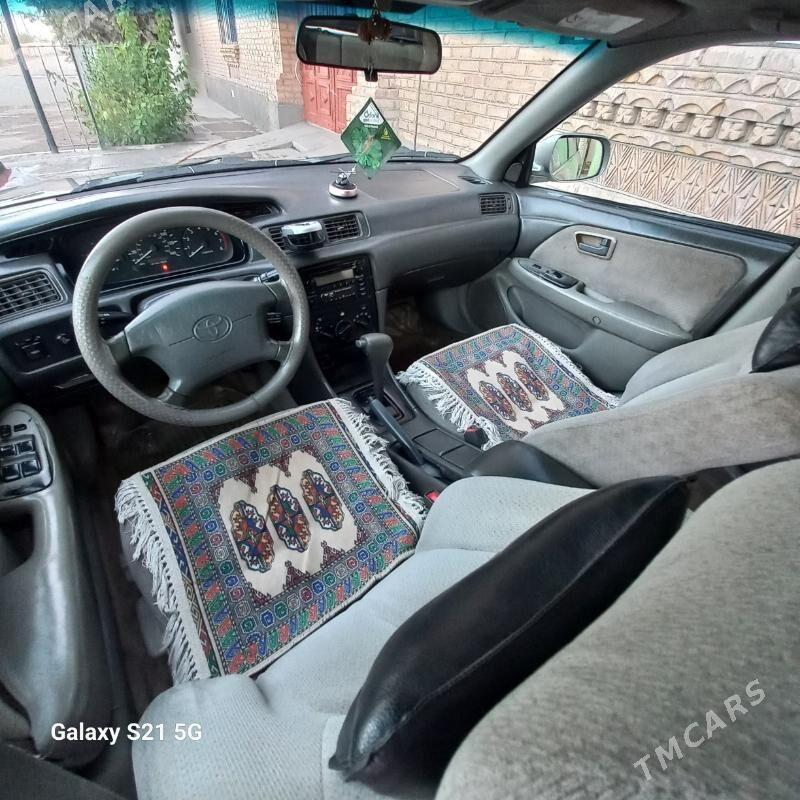 Toyota Camry 2000 - 152 000 TMT - Дашогуз - img 8