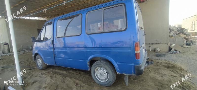 Ford Aerostar 1993 - 24 000 TMT - Bäherden - img 4