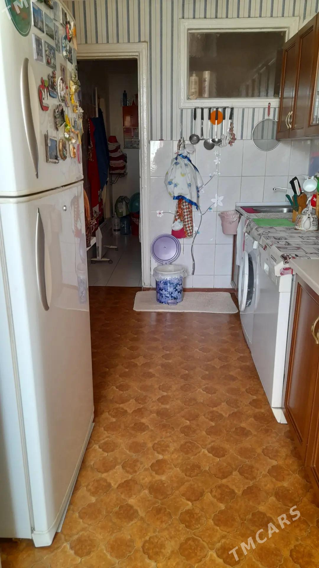 Рядом со Знаниями - Aşgabat - img 2