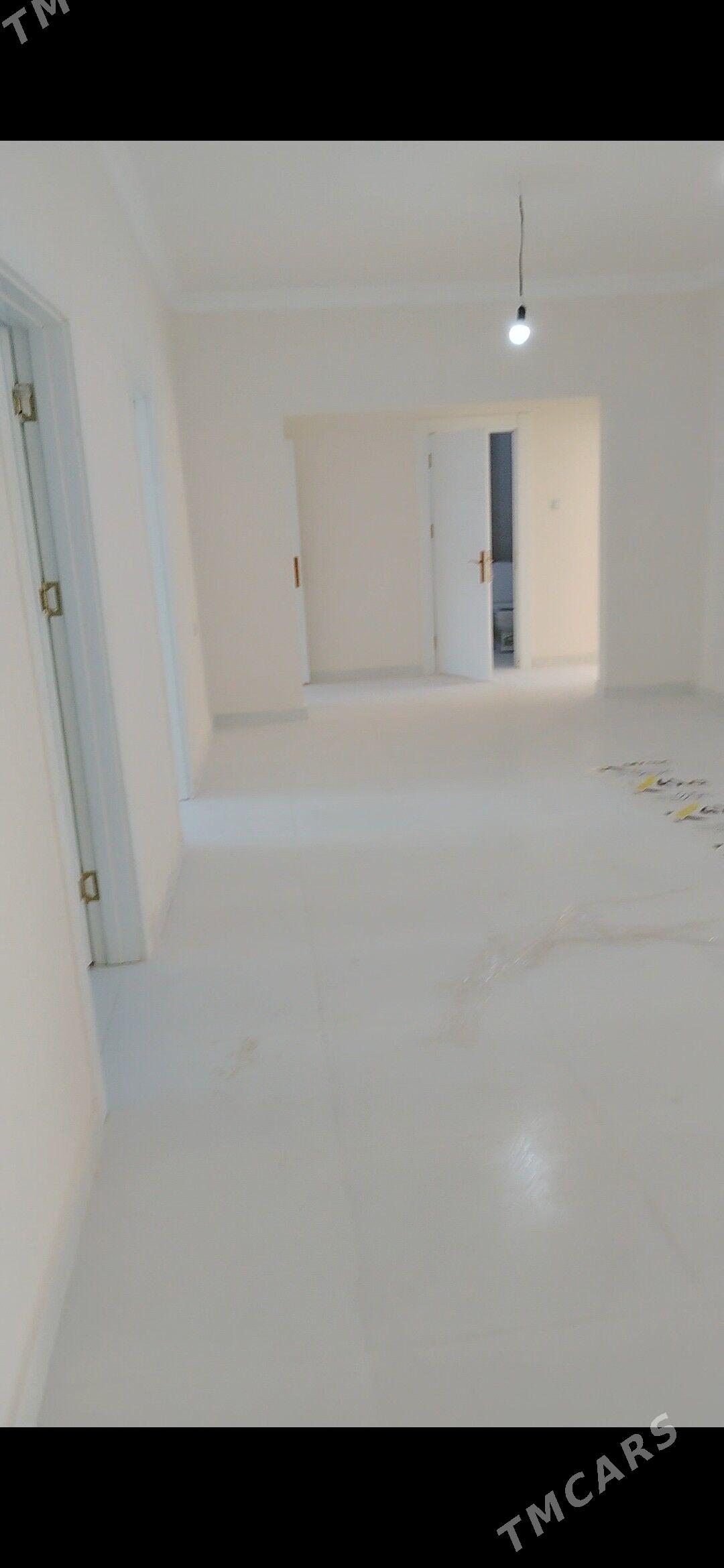 Anew panel 4/2 4 komnat 150m2 - Анев - img 2