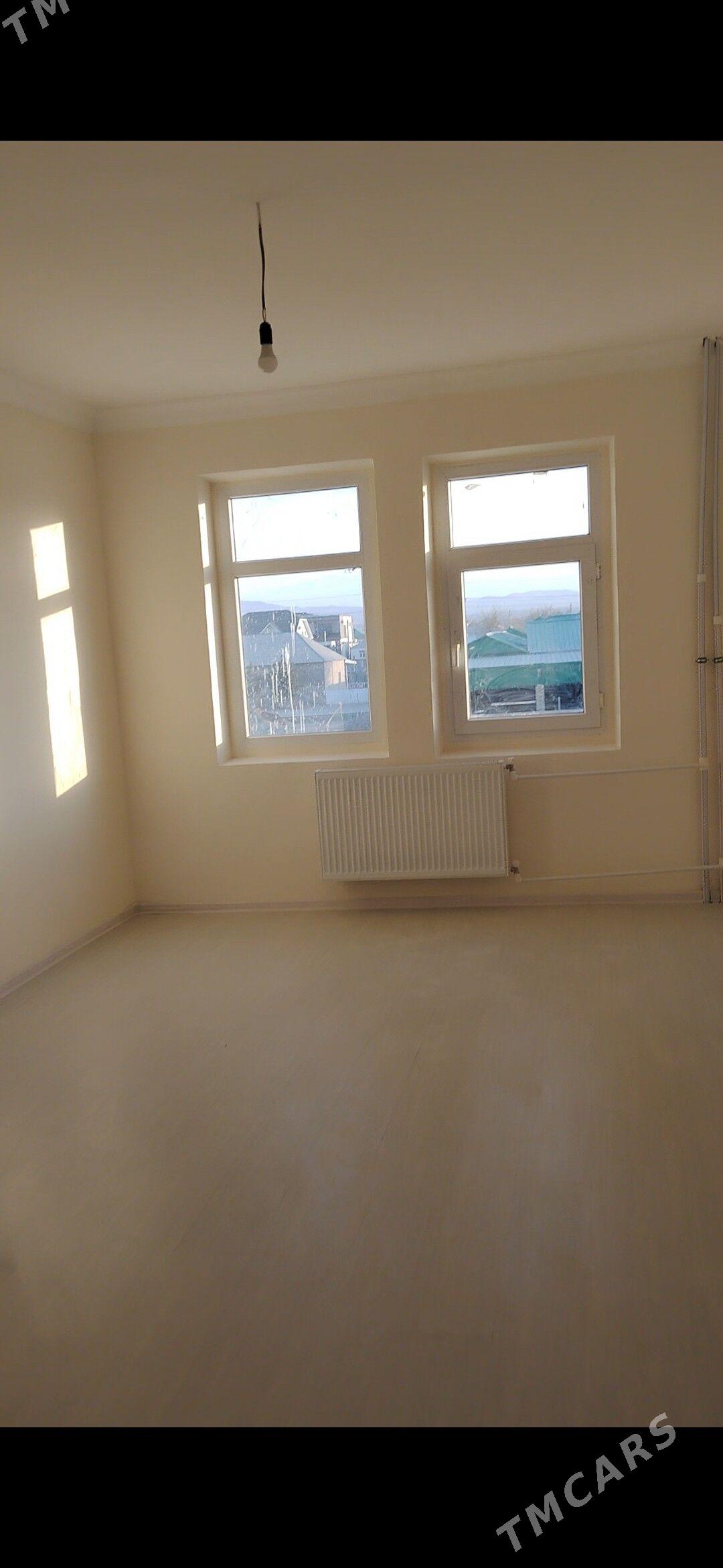 Anew panel 4/2 4 komnat 150m2 - Анев - img 6