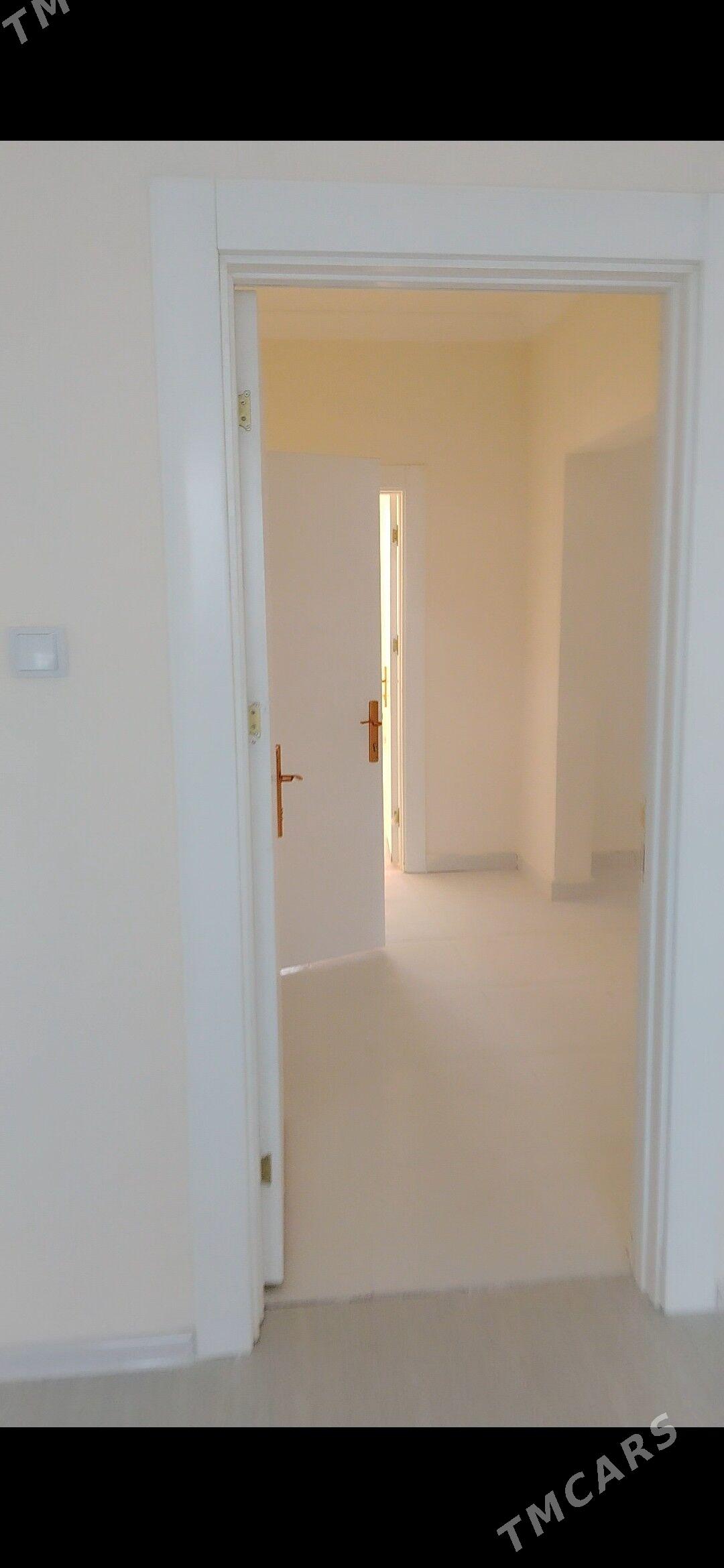 Anew panel 4/2 4 komnat 150m2 - Анев - img 5