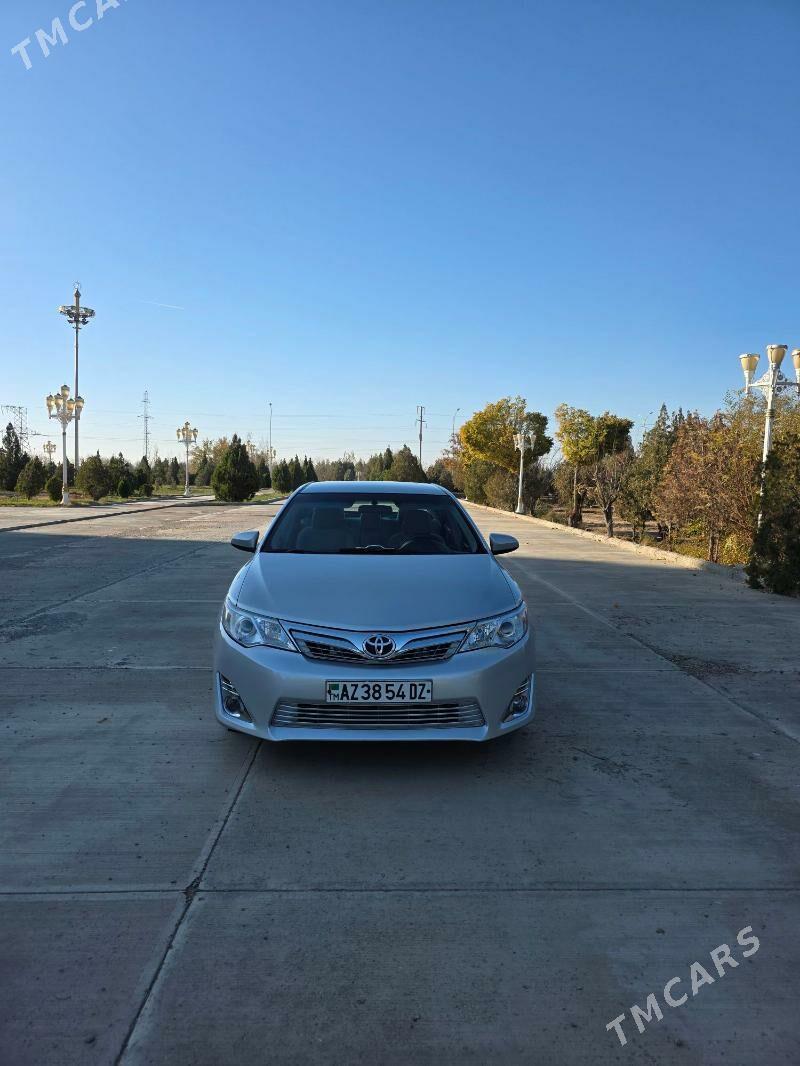 Toyota Camry 2012 - 235 000 TMT - Дашогуз - img 1