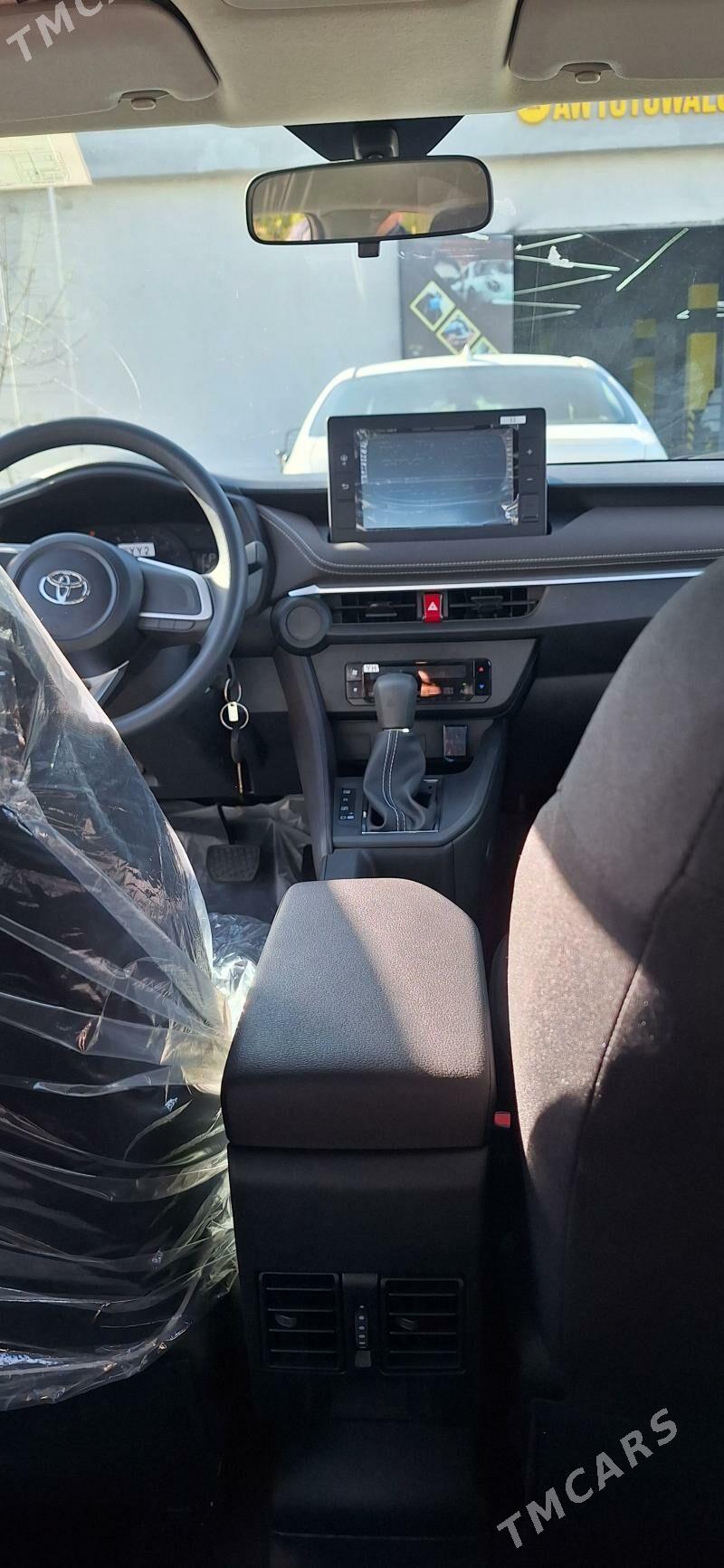 Toyota Yaris 2025 - 330 000 TMT - Aşgabat - img 4