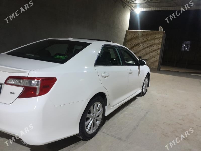 Toyota Camry 2012 - 225 000 TMT - Байрамали - img 2