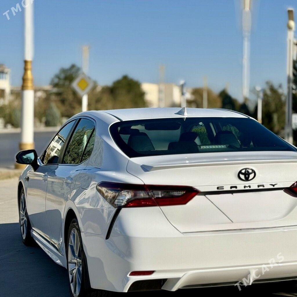 Toyota Camry 2021 - 297 000 TMT - Aşgabat - img 3